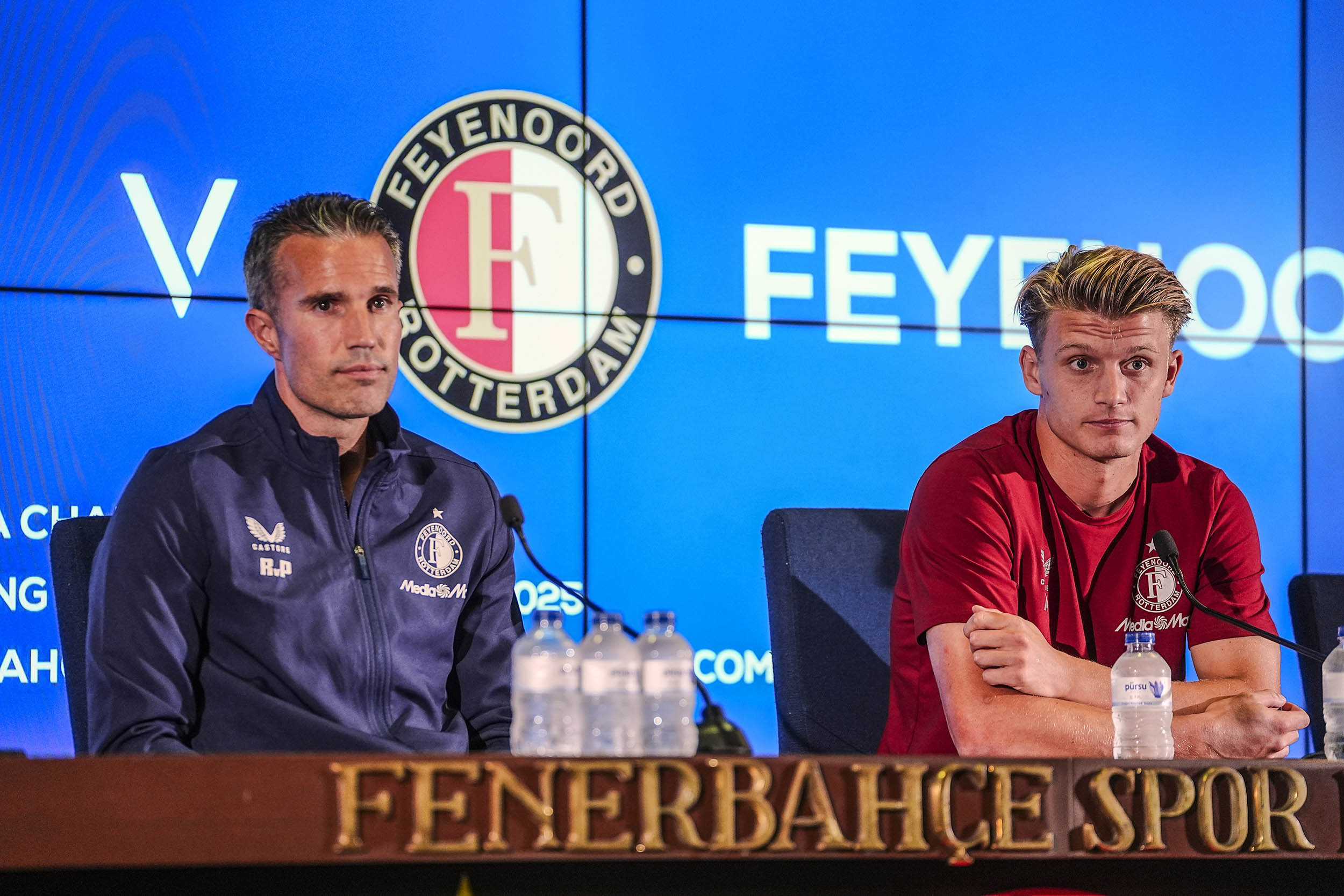 关于西甲转会期再迎强敌，布莱顿队长鼓劲，主帅态度：赛场秩序良好，身体对抗强度拉满的信息