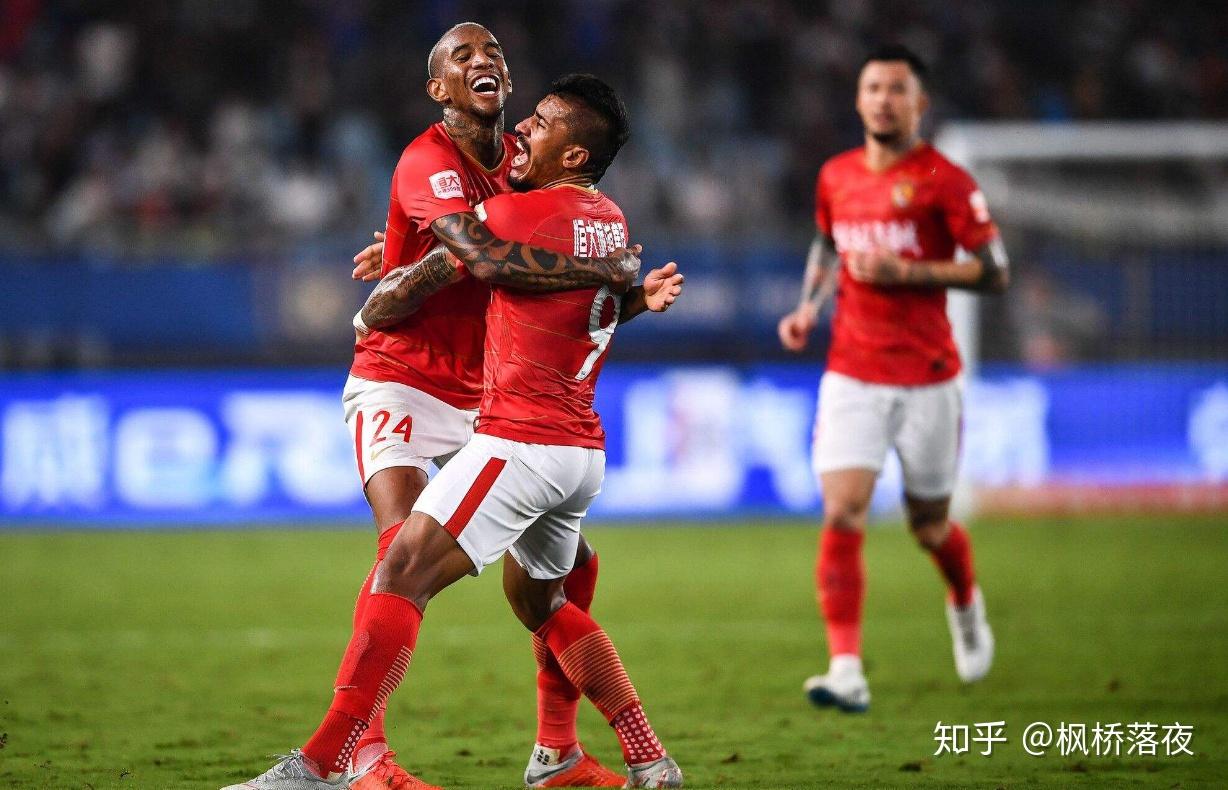 九游下载-洛杉矶湖人训练开放日；今晚防线松动引欢呼；亚冠在即；年轻球员得到机会的简单介绍