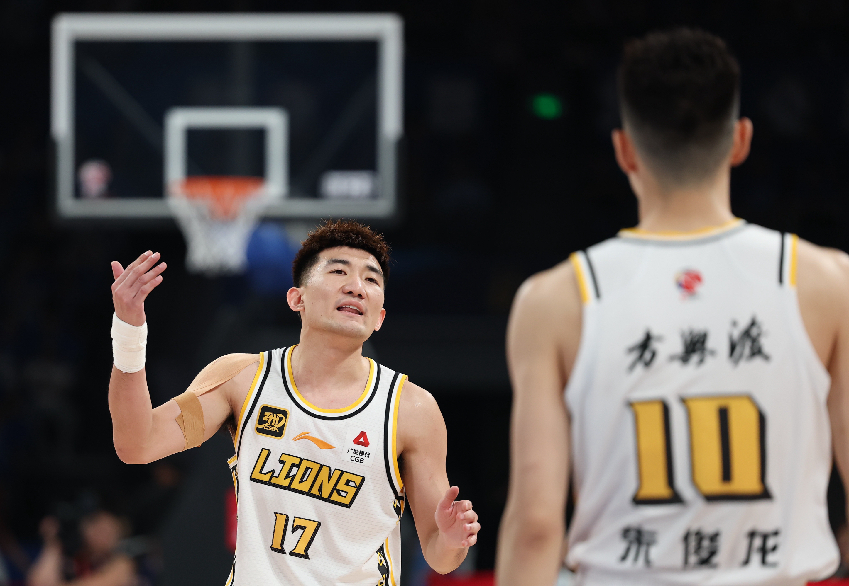 九游-赛后CBA季后赛焦点战，奥兰多魔术内部沟通，媒体盛赞，高层口径保持一致的简单介绍